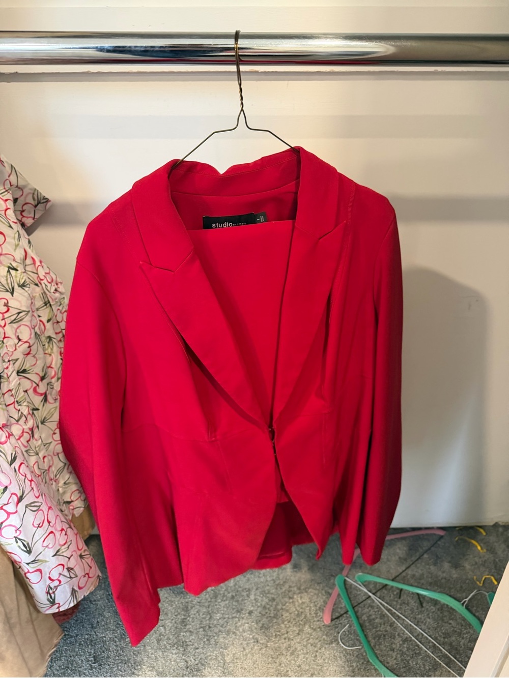 Studio By Torrid Women’s Two Piece PantSuit Red Formal Wear Size Large NEW